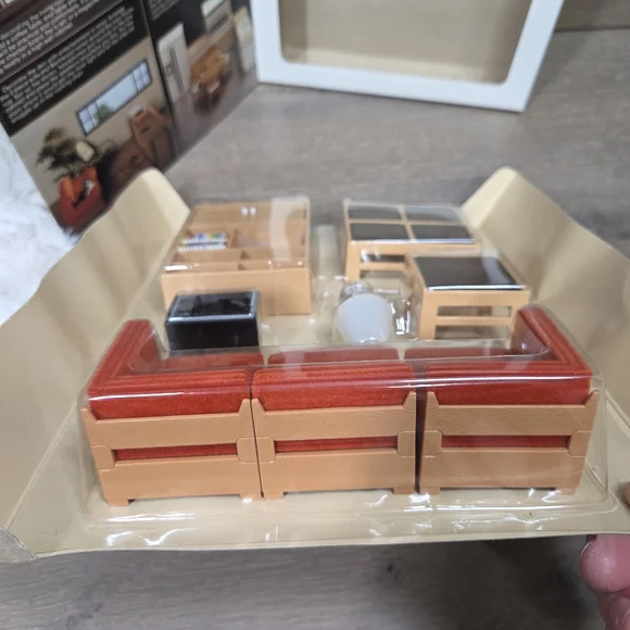 Vintage Tomy Smaller Homes Contemporary Miniature Living Room Furniture Set - Picture 9 of 16